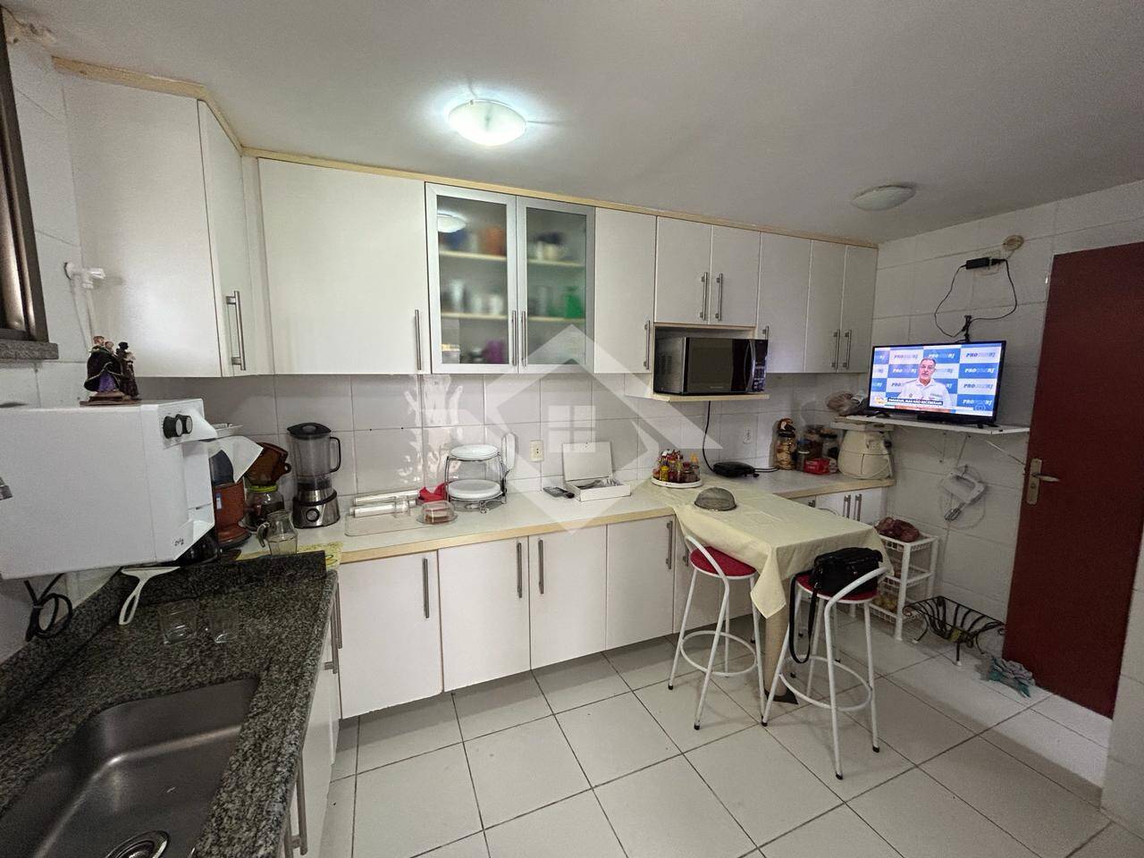 Casa à venda com 4 quartos, 169m² - Foto 5