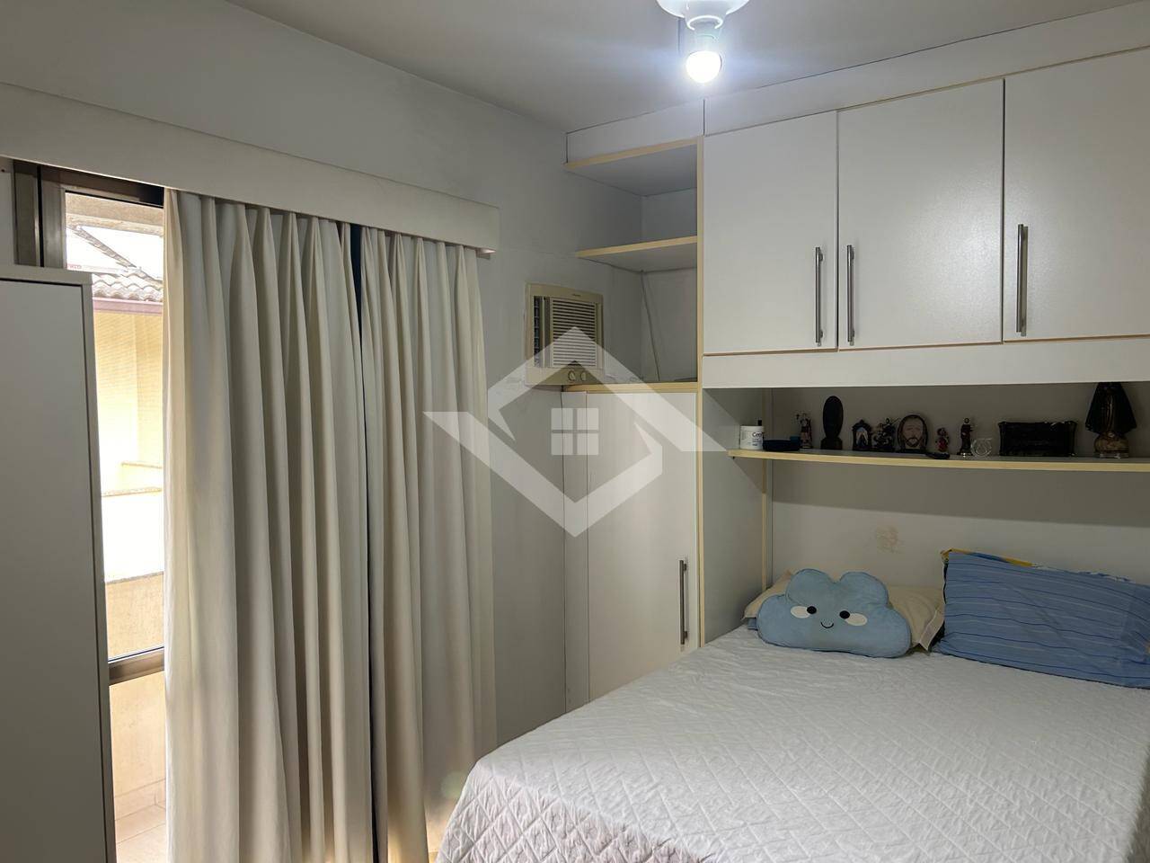 Casa à venda com 4 quartos, 169m² - Foto 17