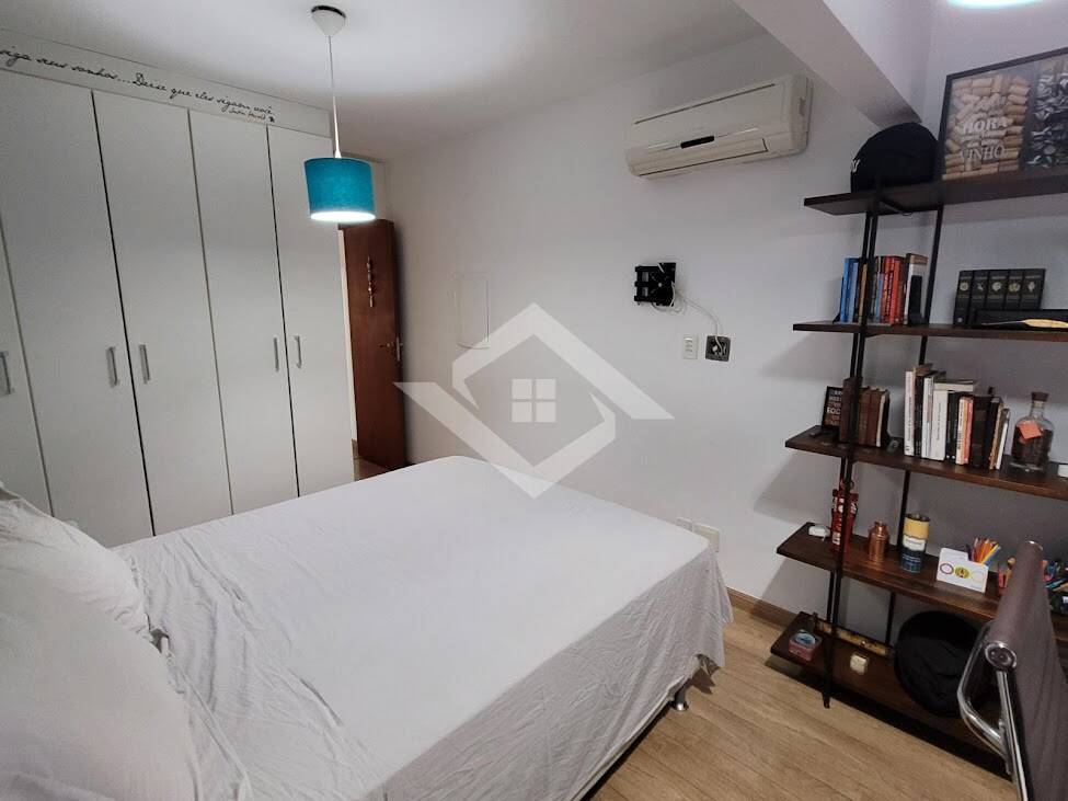 Casa à venda com 3 quartos, 84m² - Foto 17