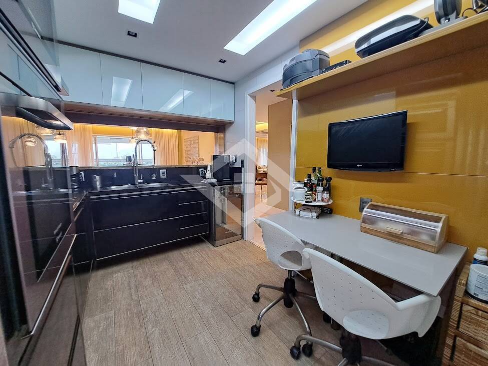 Apartamento à venda com 3 quartos, 157m² - Foto 39