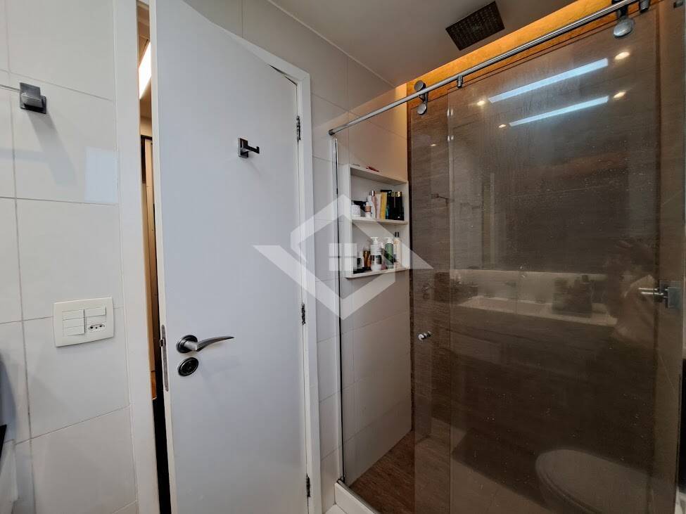 Apartamento à venda com 3 quartos, 157m² - Foto 36